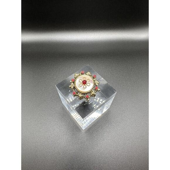 Vintage Coro Signed Gold Tone Mother of Pearl and Ruby Rhinestone Round Brooch - Picture 1 of 9